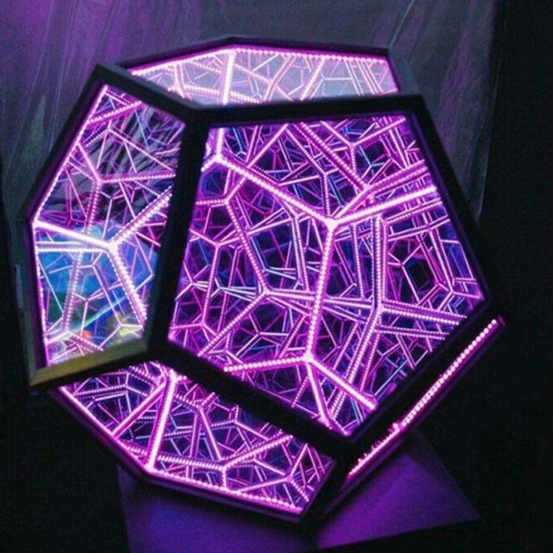 ArtLight™ | Infinite Geometry LED lamp